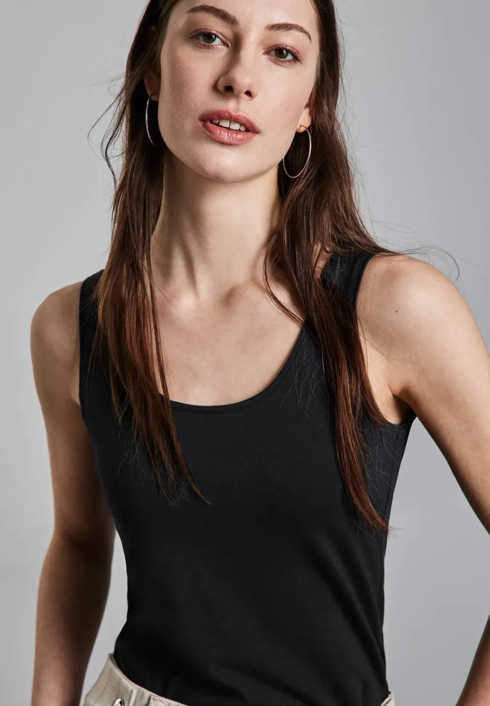 Top basique en couleur unie