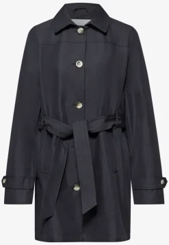 Trench-coat