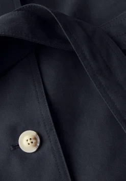 Trench-coat