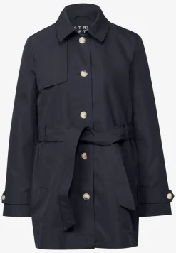 Trench-coat