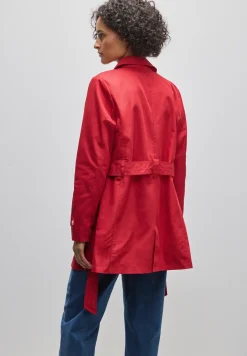 Trench-coat