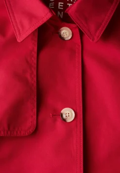 Trench-coat