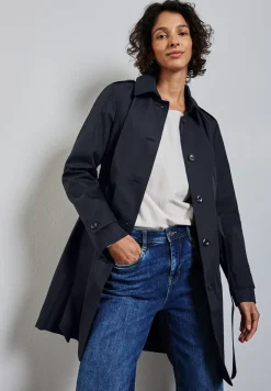 Trench-coat