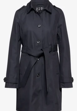 Trench-coat