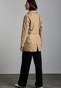 Trench-coat