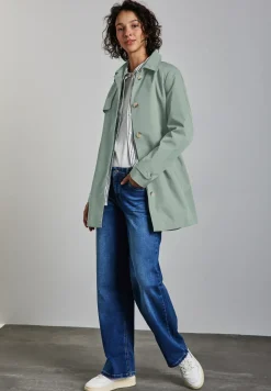 Trench-coat