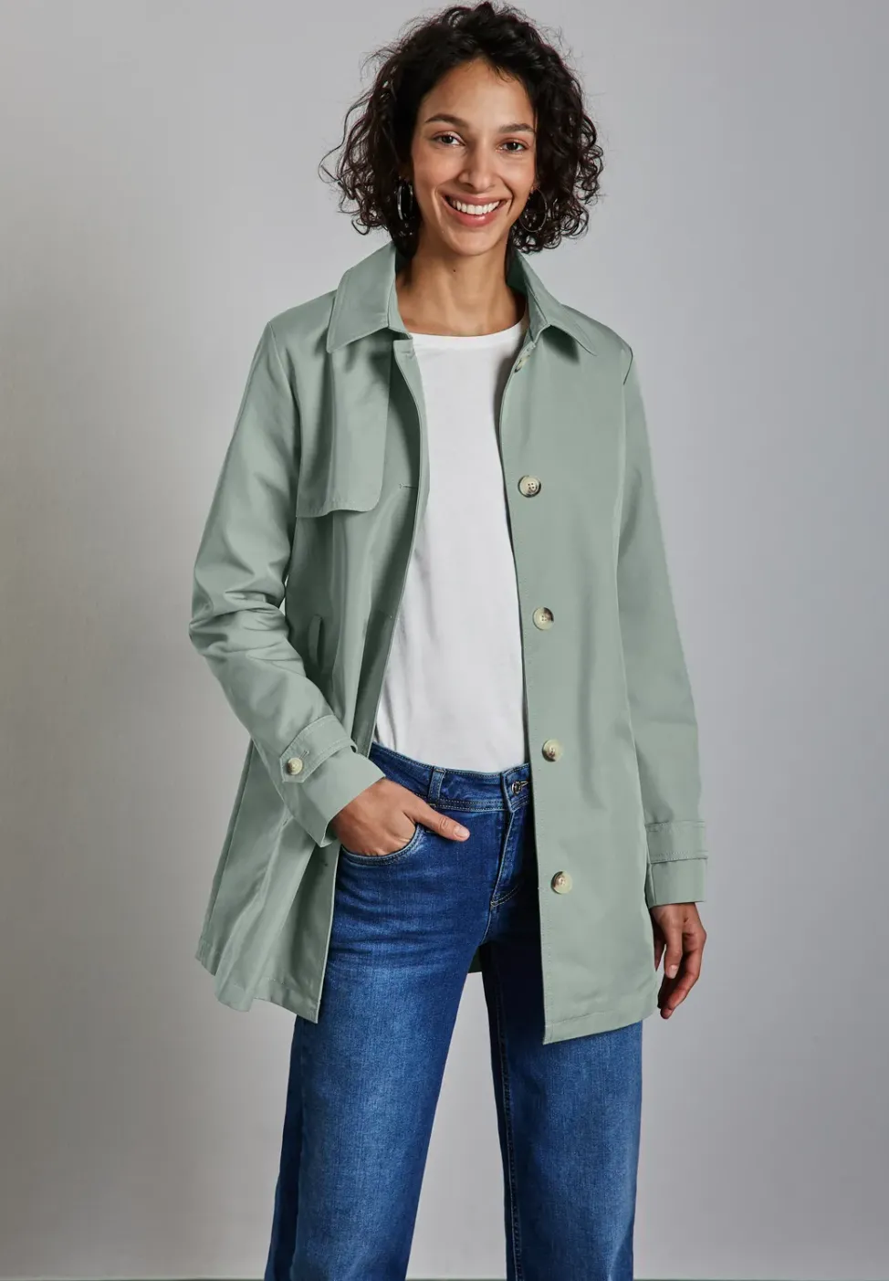 Trench-coat