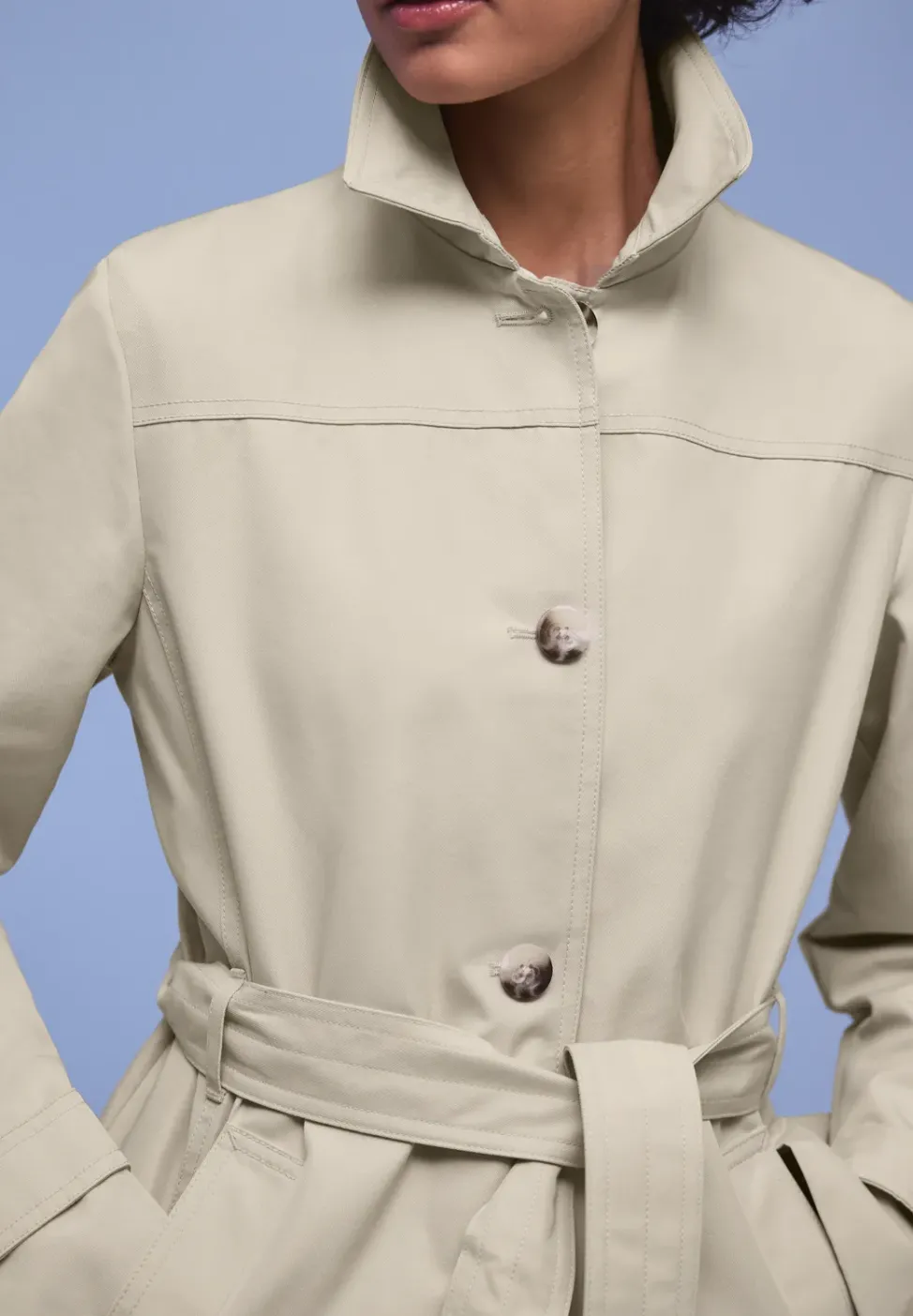 Trench-coat