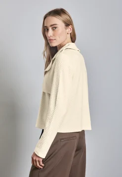 Trench-coat court structuré