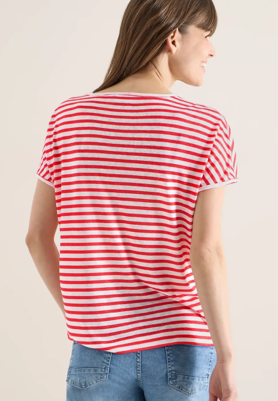 T-shirt à col bateau et à rayures