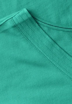 T-shirt à col en V