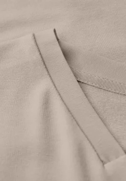 T-shirt à col en V