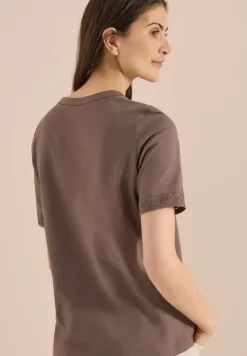 T-shirt à col fendu avec bande crocheté