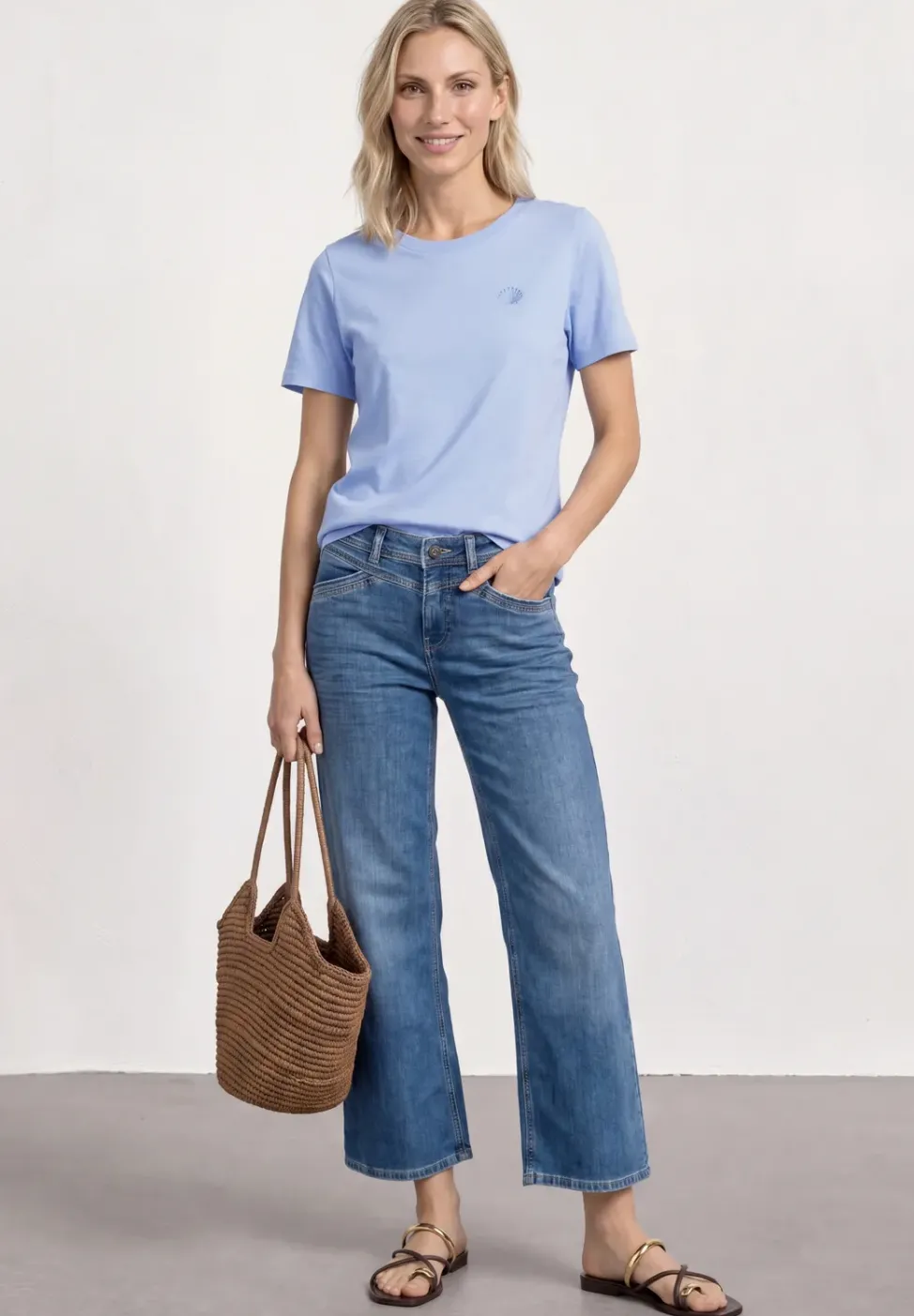 T-shirt à col rond avec détail de broderie