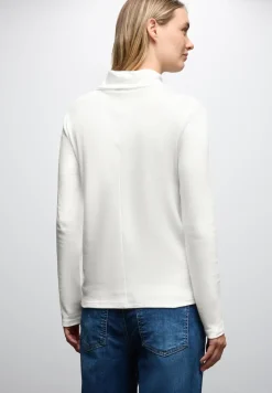 T-shirt à col roulé basique