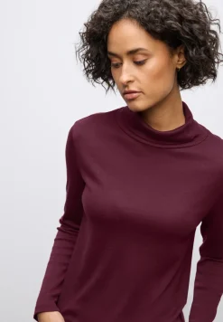 T-shirt à col roulé basique