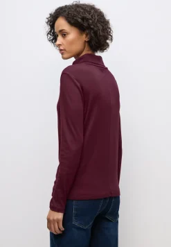 T-shirt à col roulé basique