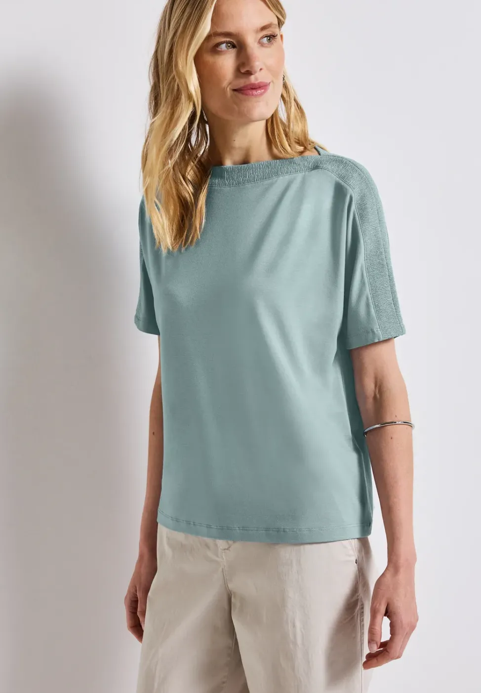 T-shirt à col structuré