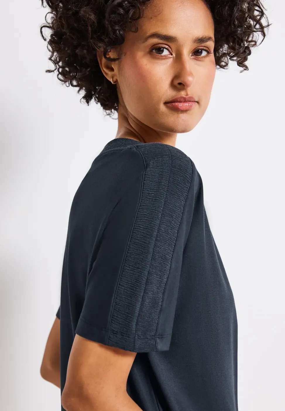 T-shirt à col structuré