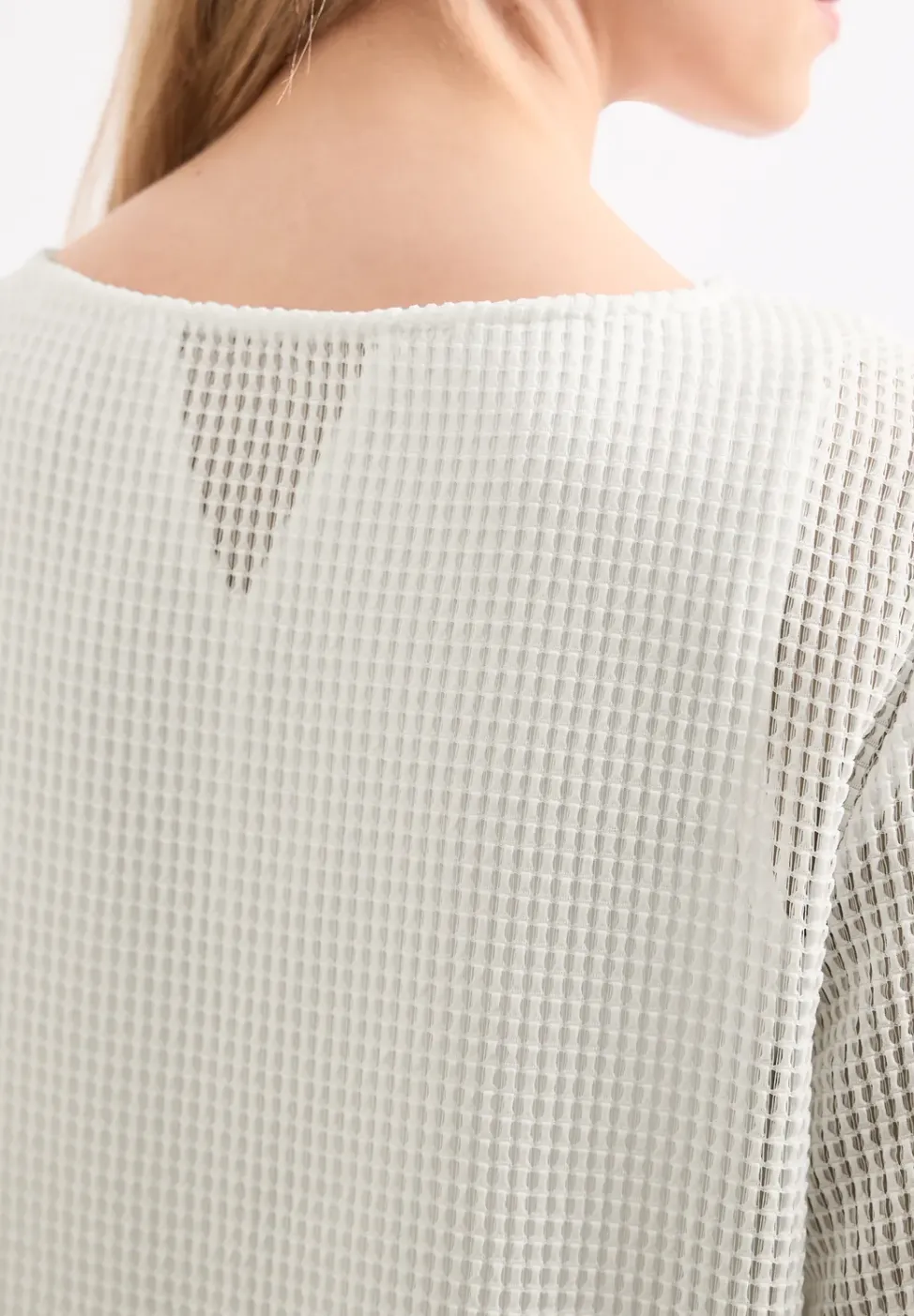 T-shirt 2 en 1 en mesh avec col bateau