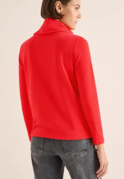 T-shirt à grand col