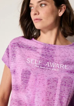 T-shirt à l'aspect dévoré