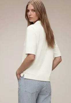 T-shirt à manches courtes avec patte de boutonnage