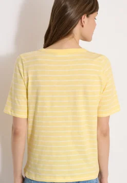T-shirt à rayures et encolure en U