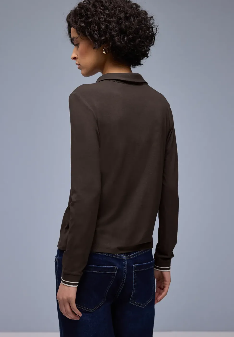 T-shirt au look chemisier
