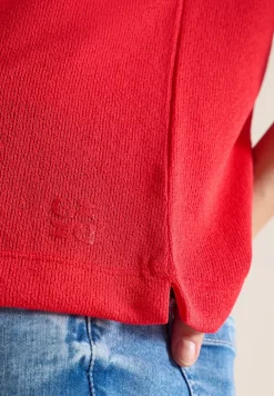 T-shirt avec boatneck au look tricoté