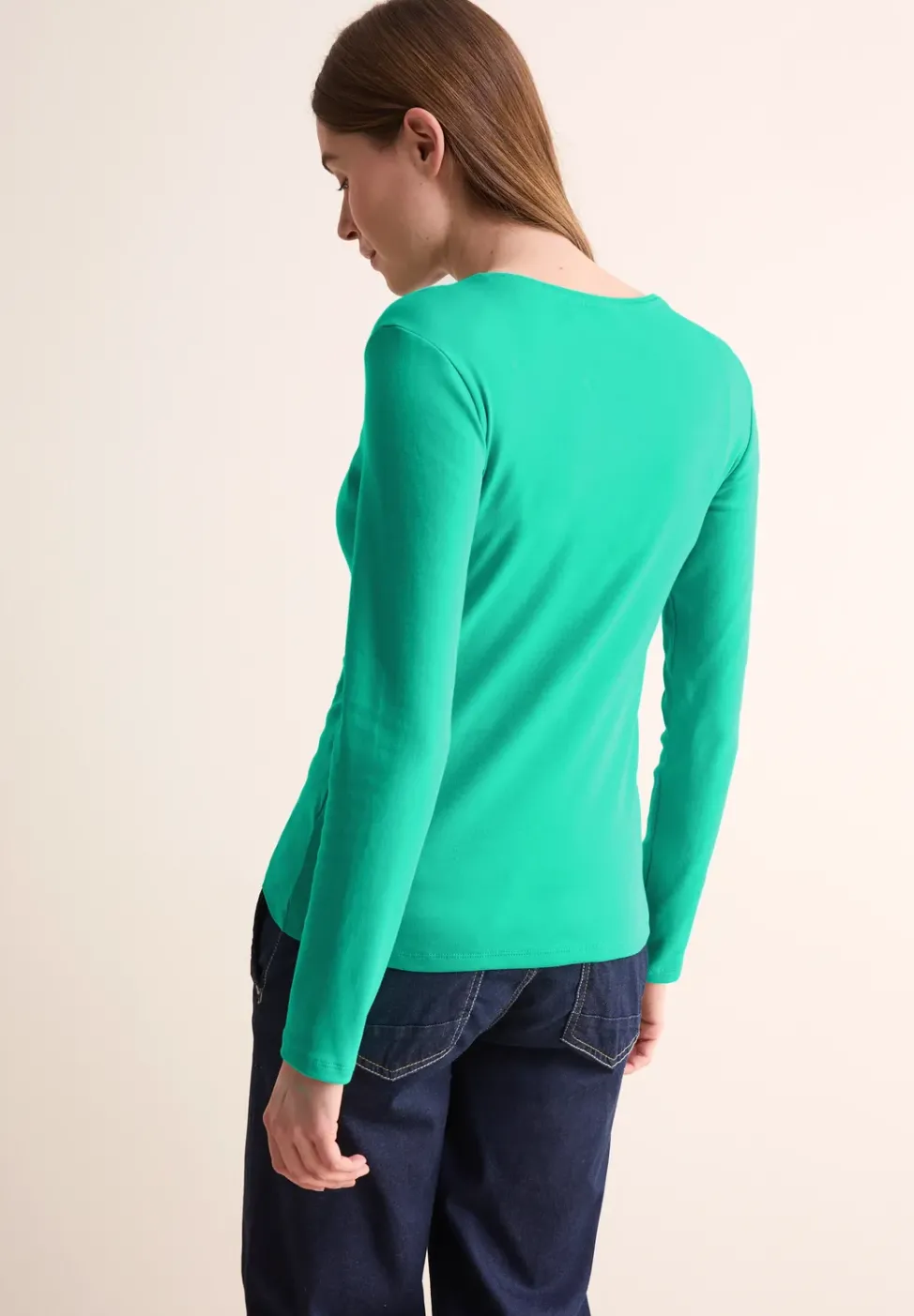 T-shirt avec col en V
