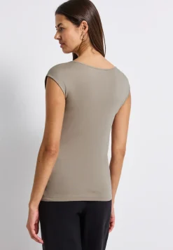 T-shirt avec découpe