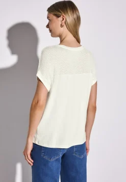 T-shirt avec détail ajouré