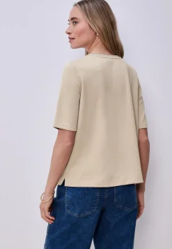 T-shirt avec détail contrasté