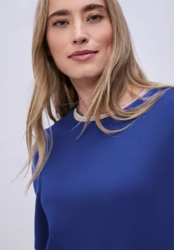 T-shirt avec détail contrasté