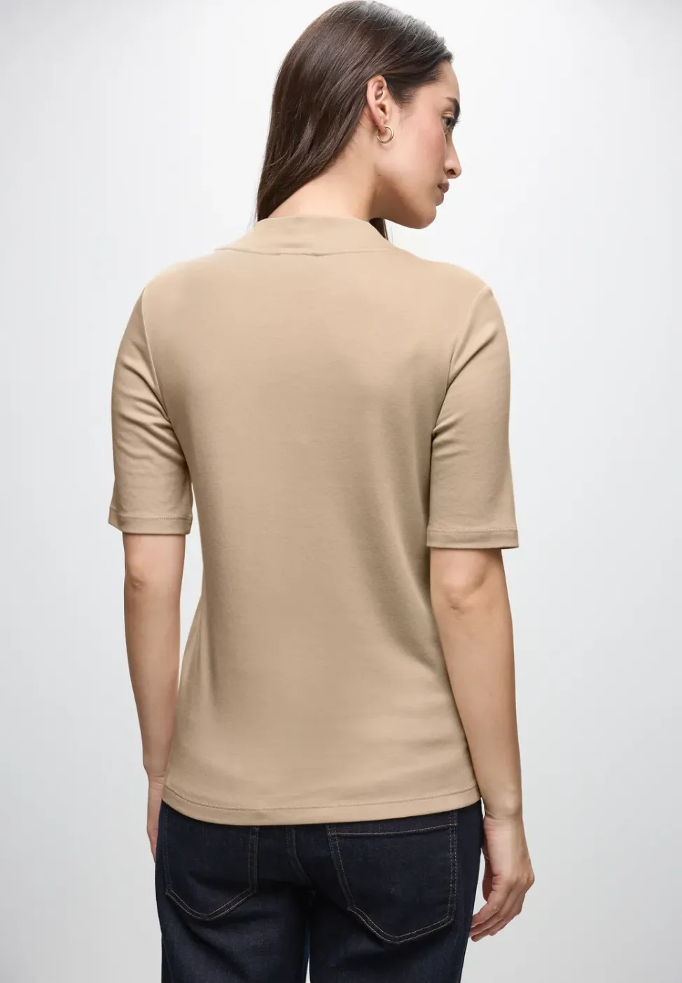 T-shirt avec détail cut-out