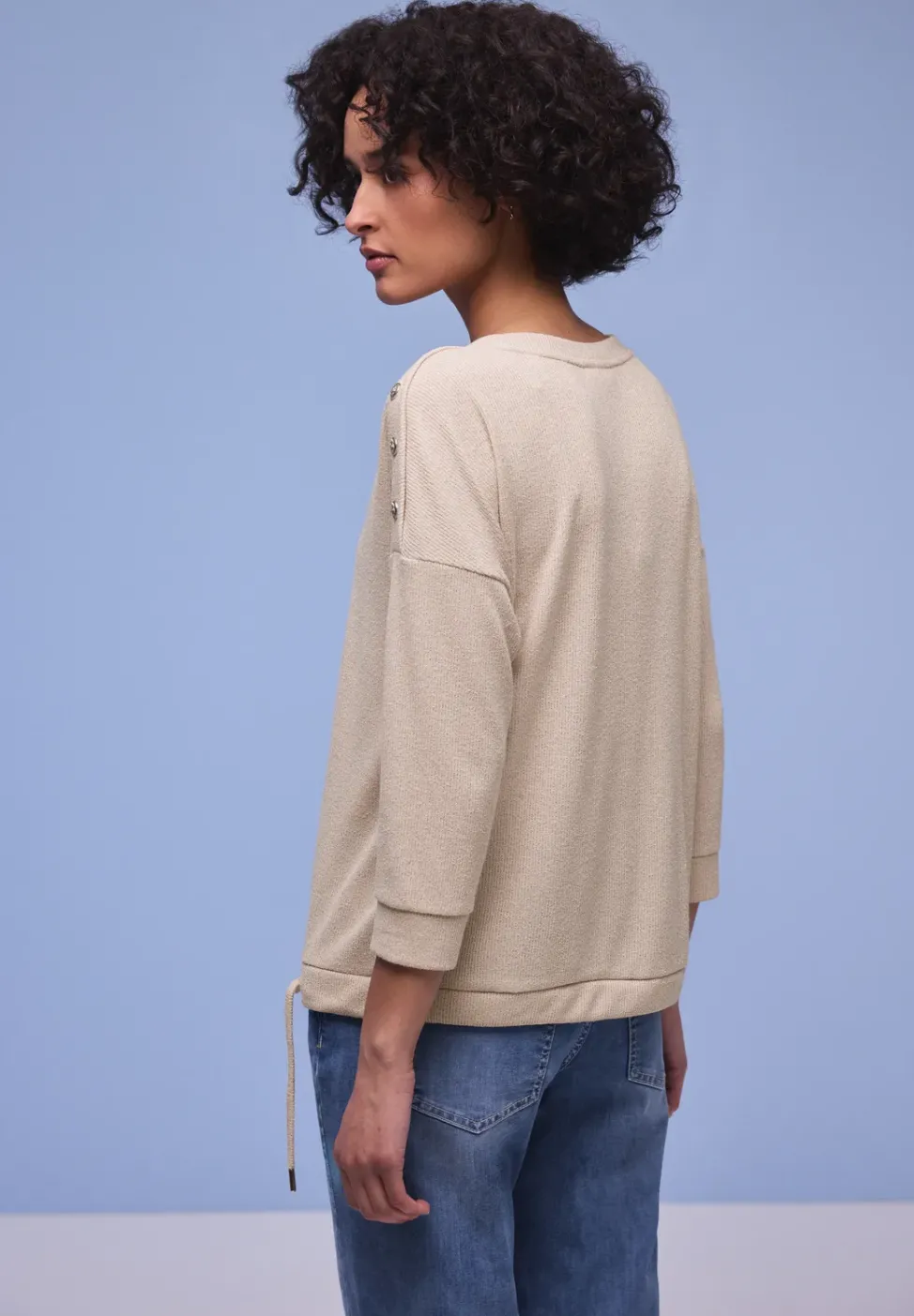 T-shirt avec détail de boutons