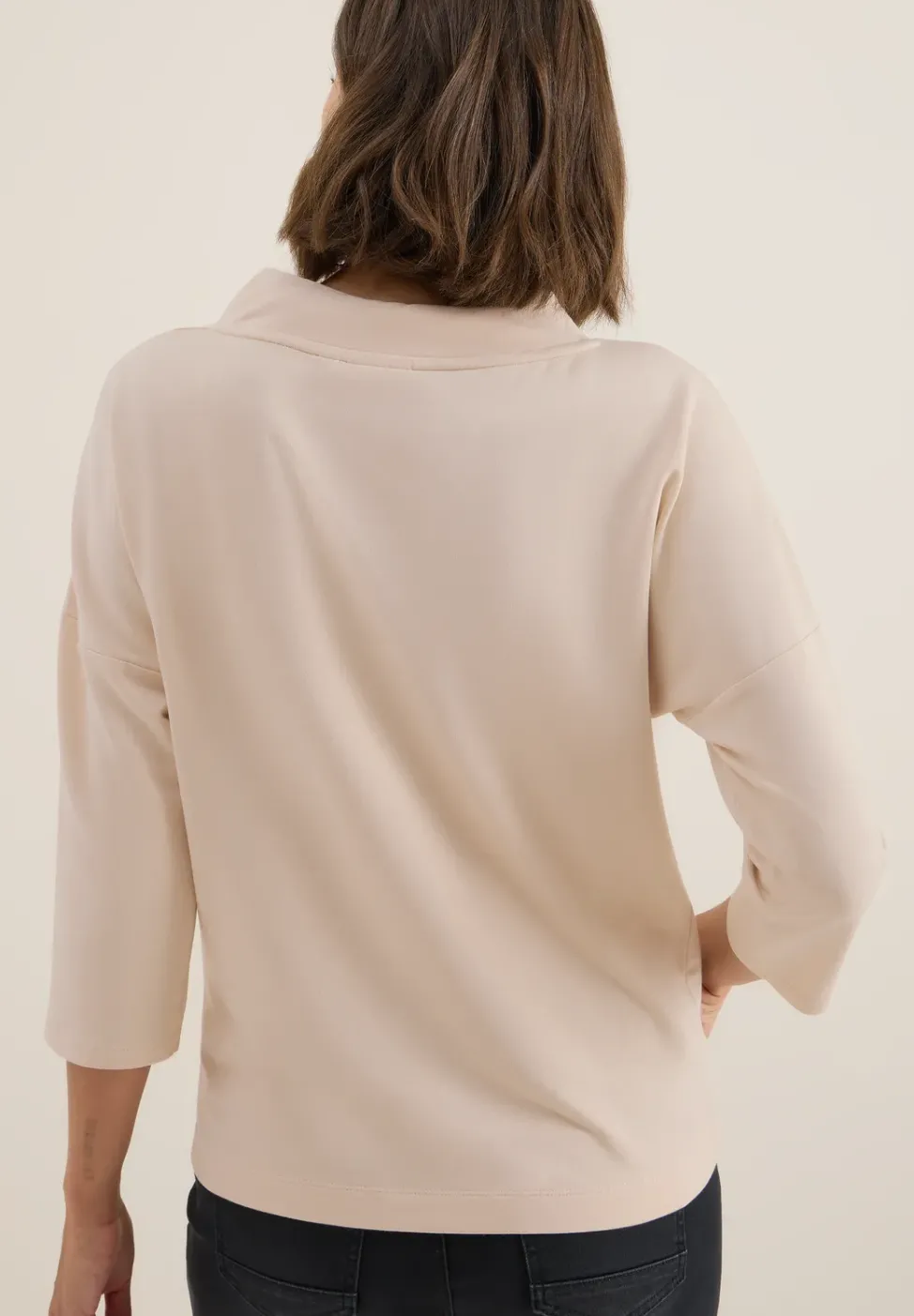 T-shirt avec détail de boutons