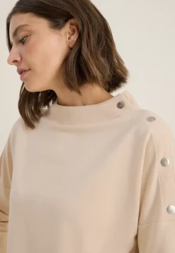 T-shirt avec détail de boutons