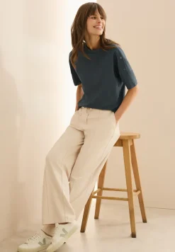 T-shirt avec détail de boutons