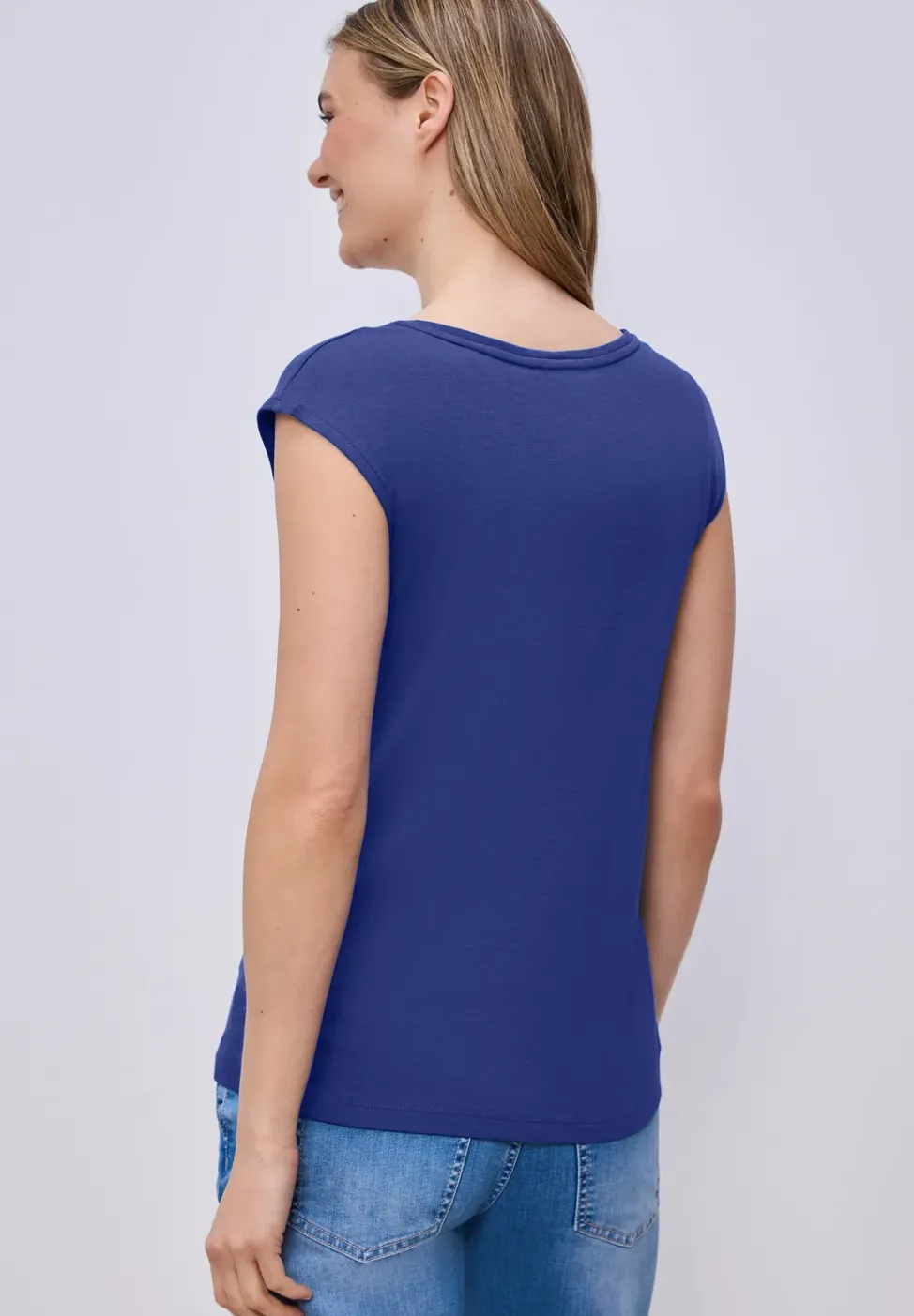 T-shirt avec détail de boutons