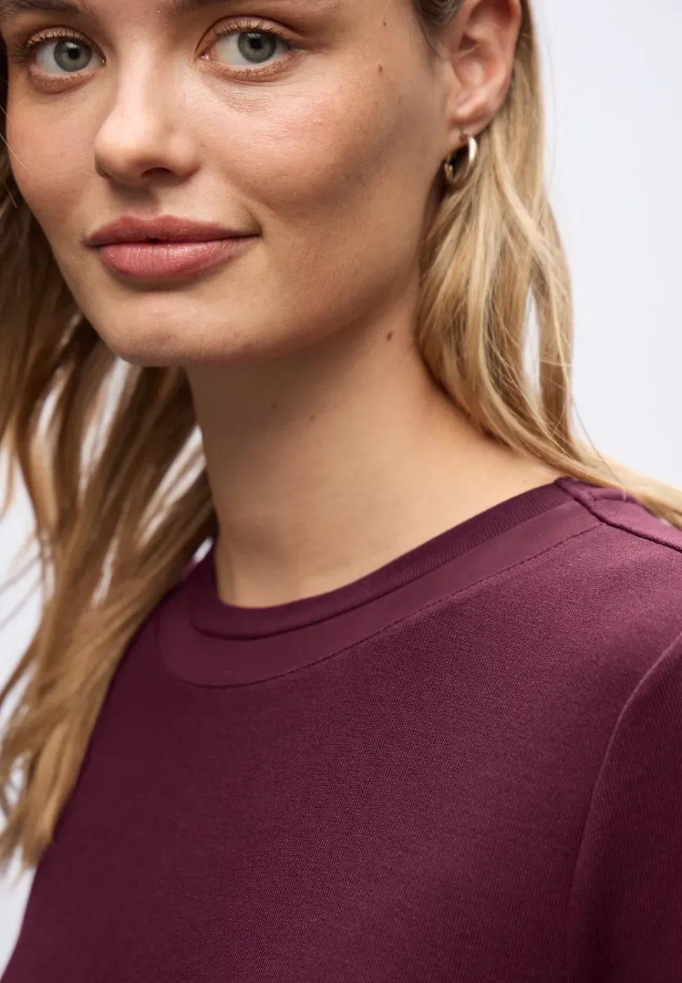 T-shirt avec détail en mousseline