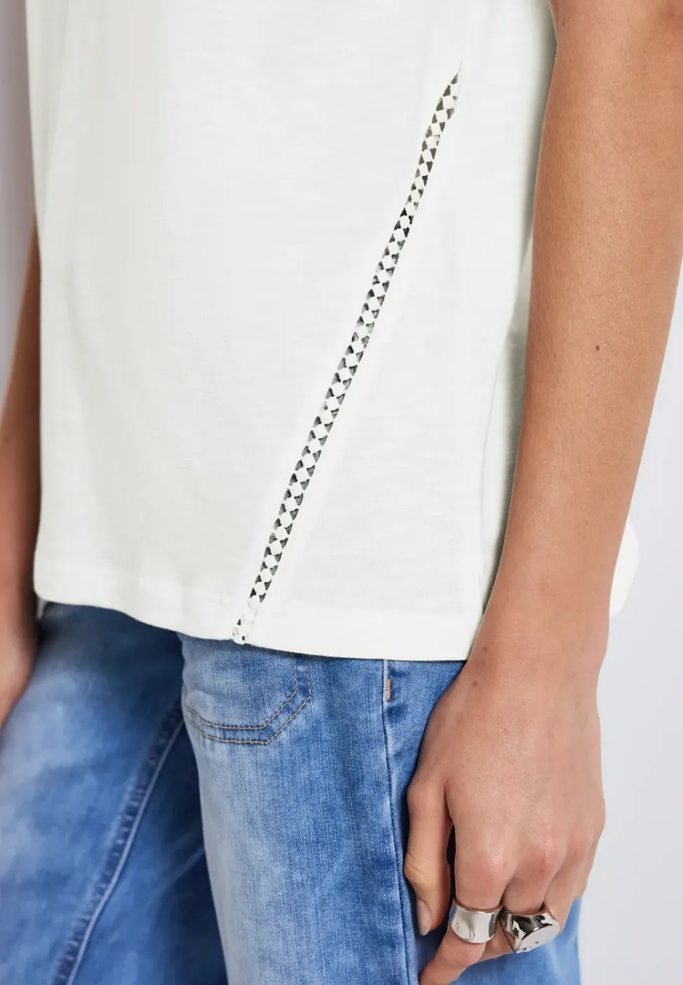 T-shirt avec détails au crochet