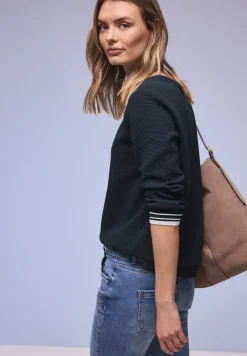 T-shirt avec détails contrastés