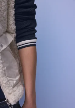T-shirt avec détails en tape