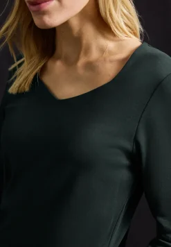 T-shirt avec encolure carrée