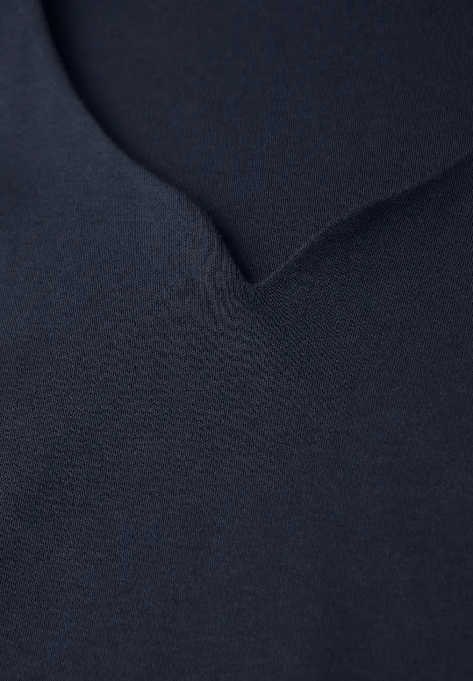 T-shirt avec encolure en cœur
