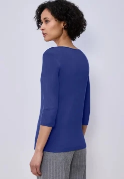 T-shirt avec encolure en cœur