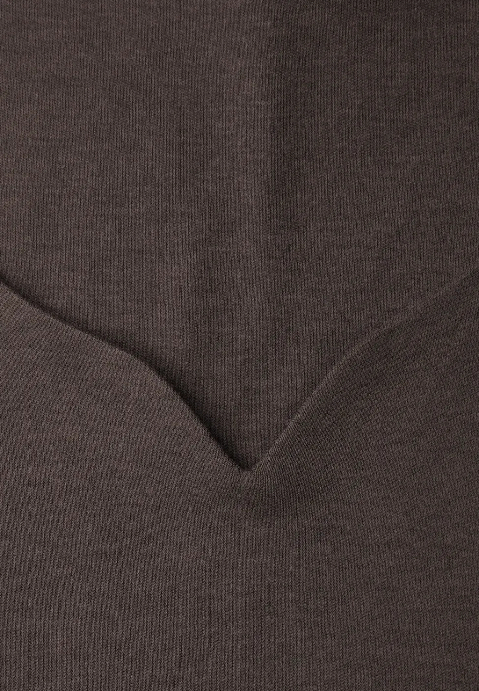 T-shirt avec encolure en cœur