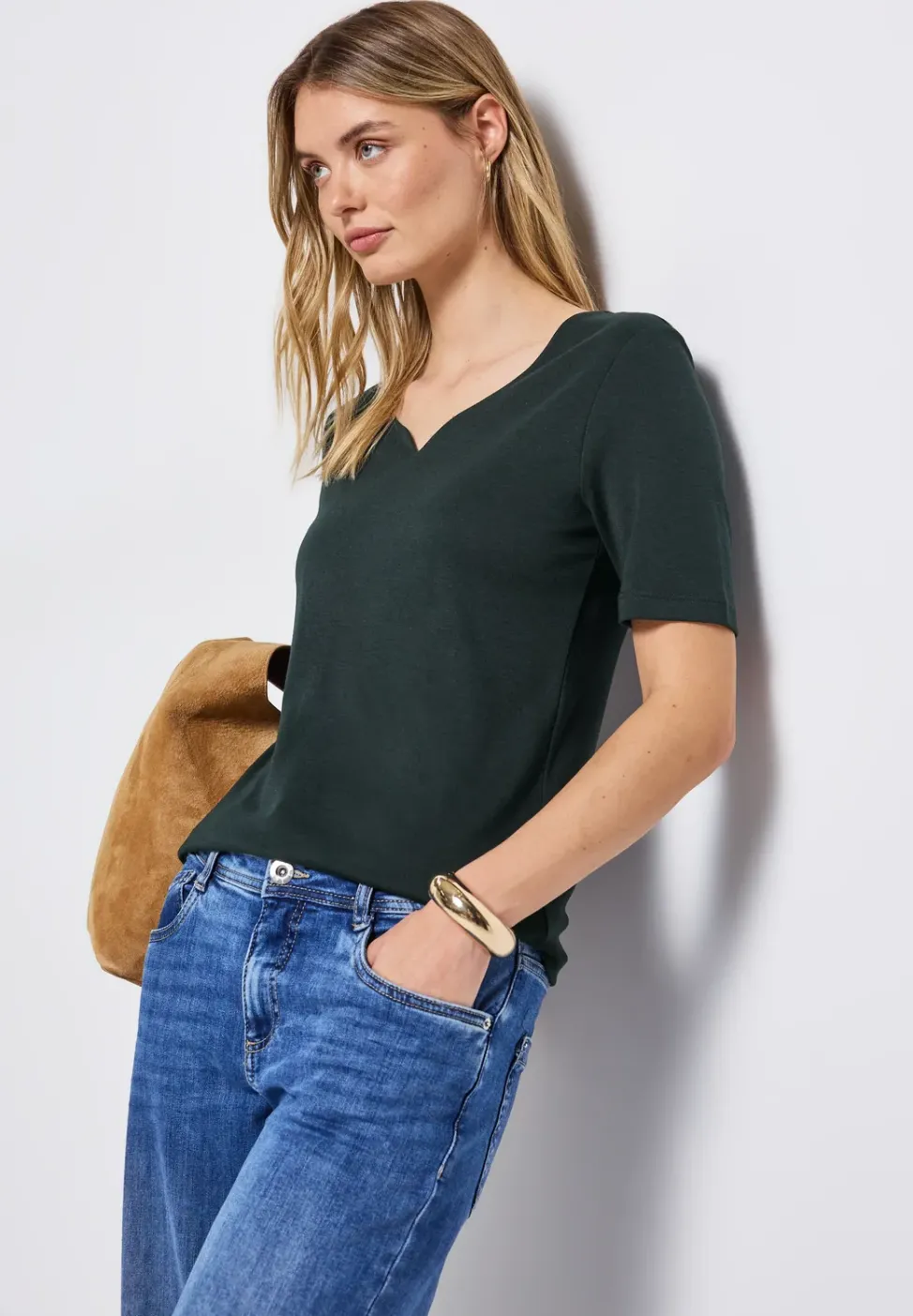 T-shirt avec encolure en cœur